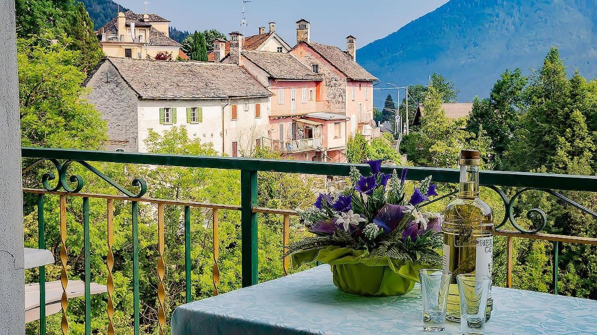Locanda Marconi Hotel Craveggia Bagian luar foto